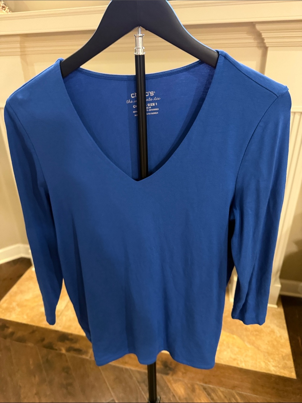 Chico's Royal Blue V-Neck Long Sleeve Tee